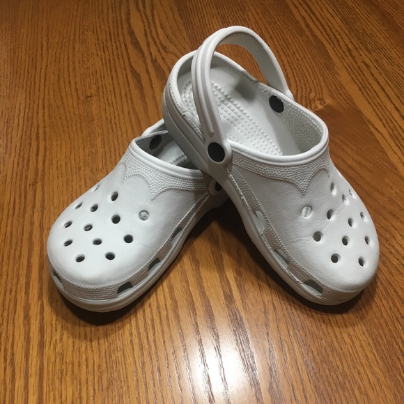 white crocs size 4